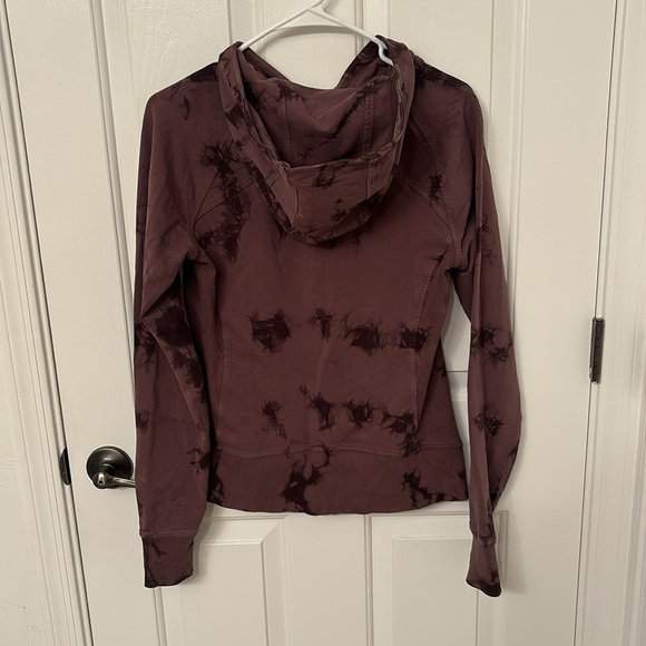 Lululemon Scuba Hoodie Light Cotton Fleece in Shibori Antique Bark Black Satin - Picture 4 of 7